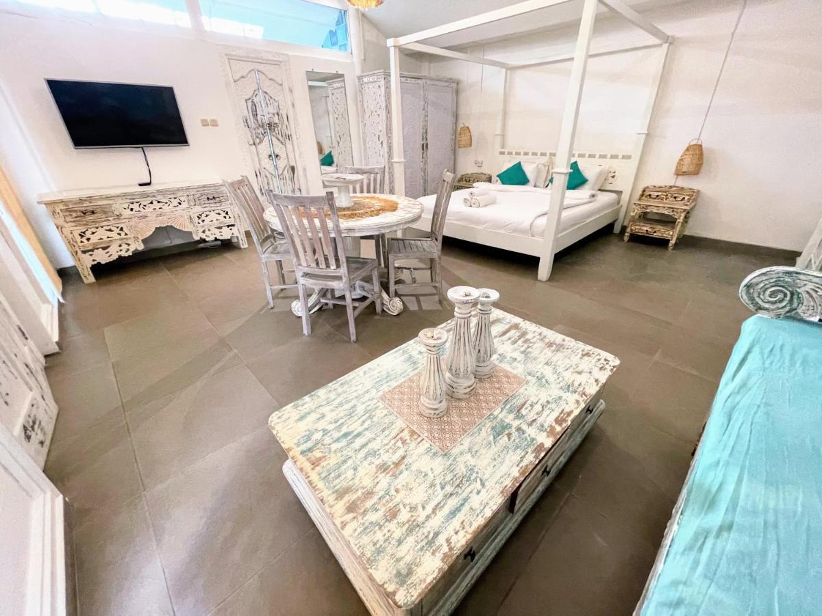 Villa Helenia - 3br Pool & - 5mins To Finns Canggu