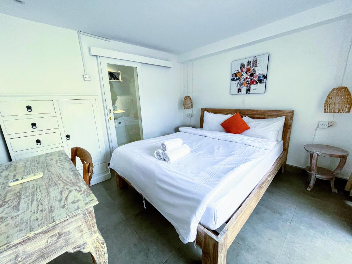 Helenia - 3br Pool & - 5mins To Finns Canggu